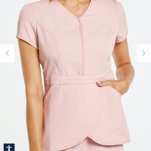 jaanuu tulip top in blush pink